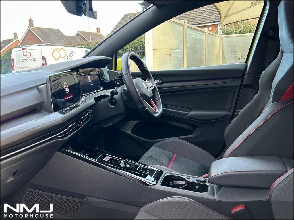 USED 2022 72 VOLKSWAGEN GOLF 2.0 TSI GTI Clubsport DSG Euro 6 (s/s) 5dr 9.9%APR DCC PAN ROOF CAMERA