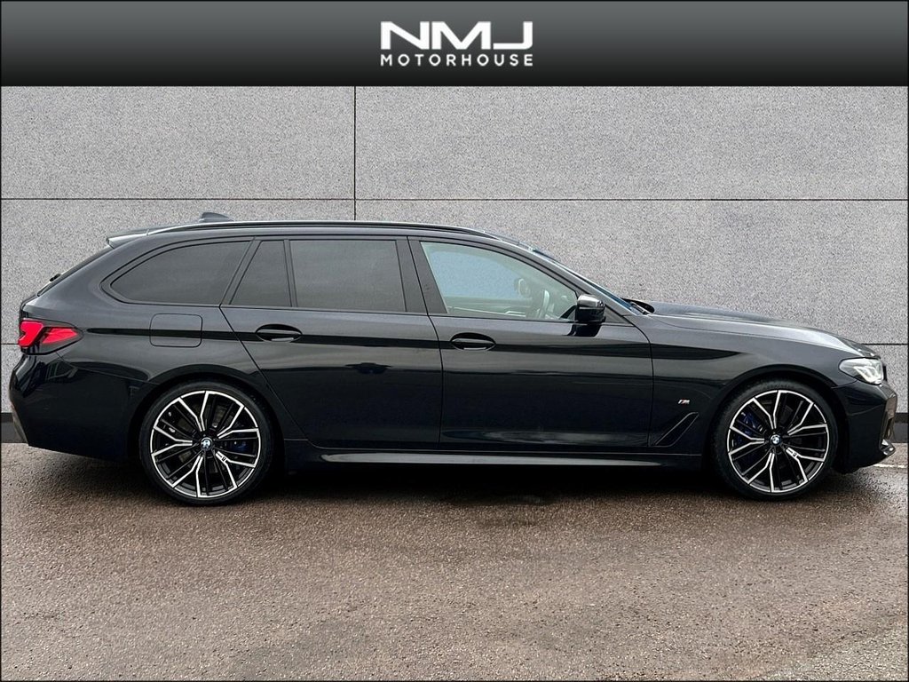 USED 2023 23 BMW 5 SERIES 2.0 520d MHT M Sport Touring Steptronic Euro 6 (s/s) 5dr 9.9%APR PAN ROOF M SPORT PCKGE