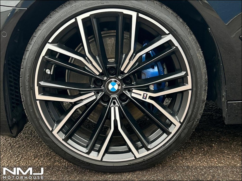USED 2023 23 BMW 5 SERIES 2.0 520d MHT M Sport Touring Steptronic Euro 6 (s/s) 5dr 9.9%APR PAN ROOF M SPORT PCKGE