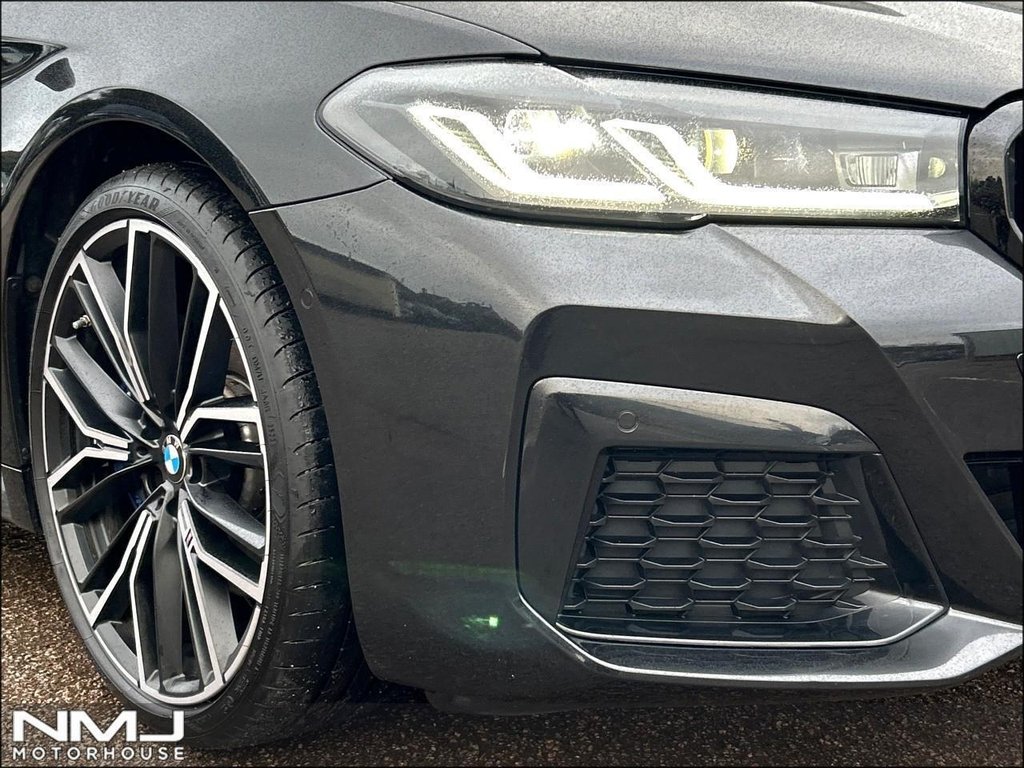 USED 2023 23 BMW 5 SERIES 2.0 520d MHT M Sport Touring Steptronic Euro 6 (s/s) 5dr 9.9%APR PAN ROOF M SPORT PCKGE