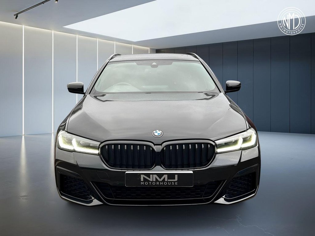 USED 2023 23 BMW 5 SERIES 2.0 520d MHT M Sport Touring 5dr Diesel Hybrid Steptronic Euro 6 (s/s) (190 ps) Estate 9.9%APR PAN ROOF M SPORT PCKGE