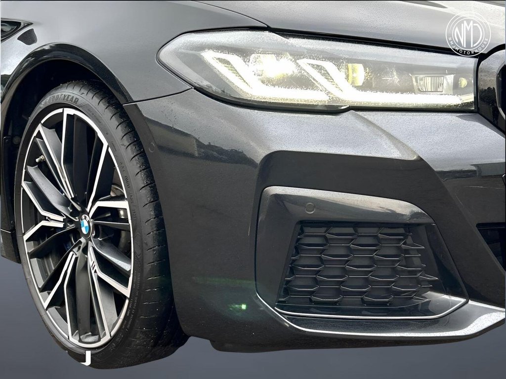 USED 2023 23 BMW 5 SERIES 2.0 520d MHT M Sport Touring 5dr Diesel Hybrid Steptronic Euro 6 (s/s) (190 ps) Estate 9.9%APR PAN ROOF M SPORT PCKGE