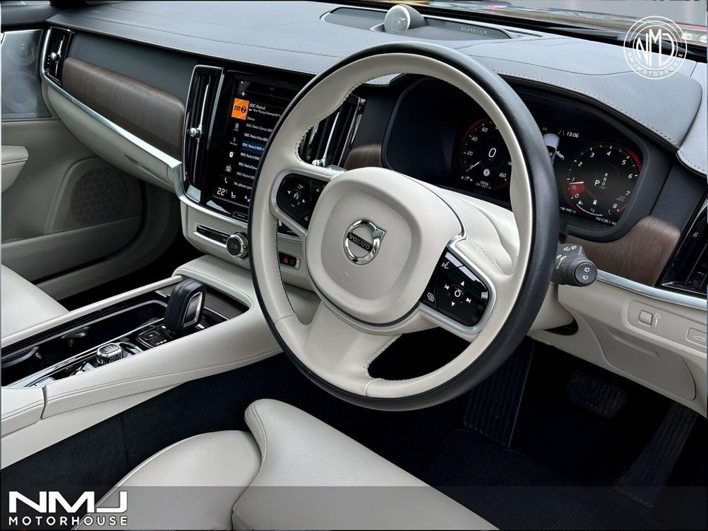 USED 2020 70 VOLVO V90 Cross Country 2.0 B6 MHEV Estate 5dr Petrol Hybrid Auto AWD Euro 6 (s/s) (300 ps) Estate 9.9%APR BLONDE LTHR LOUNGE PK