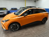 USED 2023 73 MG Mg4 64kWh Trophy Long Range Hatchback 5dr Electric Auto (203 ps) SAT NAV PARKING CAMERA PART LEATHER INTERIOR HEATED SEATS HEATED STEERING WHEEL CRUISE CONTROL PARKING SENSORS LOW MILES 1 OWNER SERVICE HISTORY WARRANTY