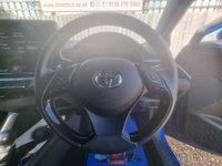 USED 2020 70 TOYOTA C-HR 1.8 VVT-h Icon SUV 5dr Petrol Hybrid CVT Euro 6 (s/s) (122 ps) ** WE OFFER FINANCE ON THIS CAR **