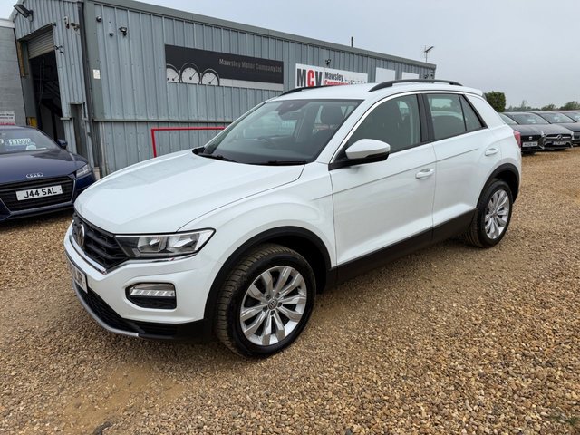 View our Volkswagen T-Roc range
