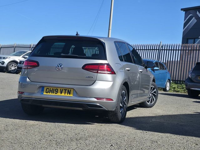 View our VOLKSWAGEN GOLF