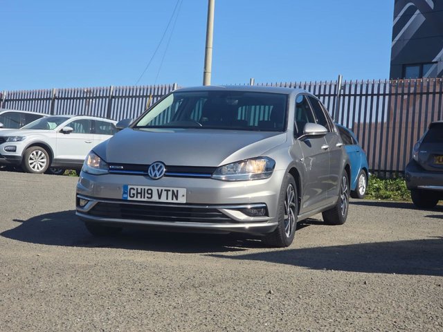 View our VOLKSWAGEN GOLF