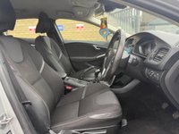 USED 2015 65 VOLVO V40 2.0 D2 SE Nav Euro 6 (s/s) 5dr Warranty and delivery
