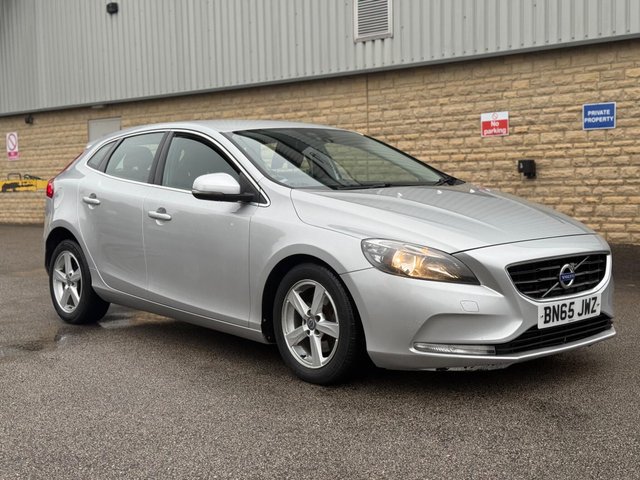 View our VOLVO V40