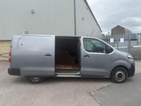 USED 2019 19 VAUXHALL VIVARO 2.0 Turbo D 3100 Edition L2 H1 Euro 6 (s/s) 5dr DELIVERY + FREE WARRANTY!!!