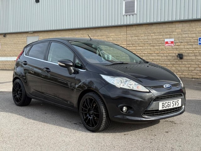 2011 FORD FIESTA