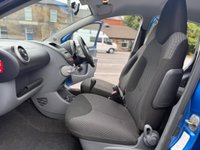 USED 2010 60 TOYOTA AYGO 1.0 VVT-i Blue Euro 5 5dr Delivery + MOT