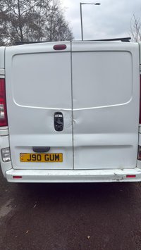 USED 2010 10 RENAULT TRAFIC 2.0 dCi LL29 Sport L3 H1 4dr (Phase 3) Delivery & Mot