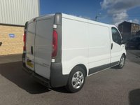 USED 2011 11 VAUXHALL VIVARO 2.0 2700 CDTi FWD L1 4dr Fresh mot & Delivery