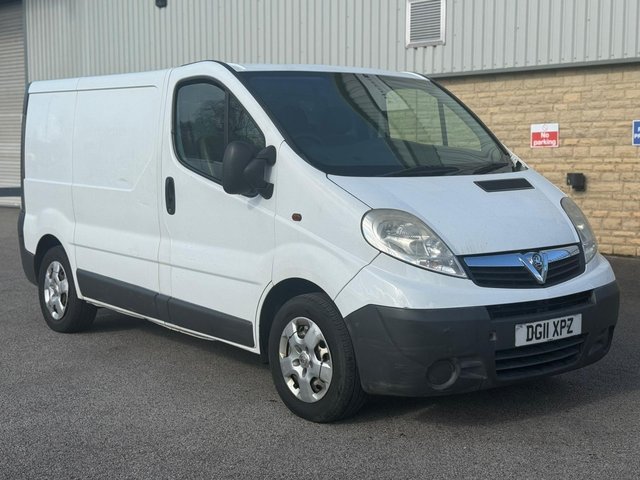 2011 VAUXHALL VIVARO