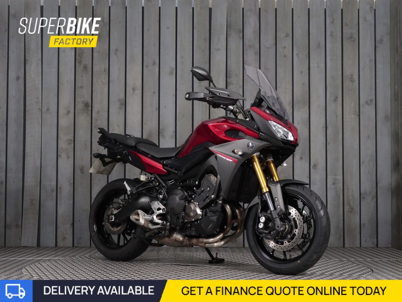 YAMAHA TRACER 900