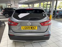 USED 2020 69 NISSAN QASHQAI 1.3 DIG-T N-Connecta SUV 5dr Petrol DCT Auto Euro 6 (s/s) (160 ps) AUTOMATIC / ONLY 29871 MILES FROM NEW / CRUISE CONTROL / TOUCHSCREEN NAVIGATION / PANORAMIC ROOF / 360 CAMERAS / POWERFOLD MIRRORS / LANE CONTROL