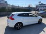 USED 2019 19 VOLVO V40 2.0 T2 R-Design Edition Hatchback 5dr Petrol Manual Euro 6-2 OWNER CAR FINISHED IN ICE WHITE WITH BLACK LEATHER UPHOLSTERY-ELECTRIC MEMORY SEAT-ELECTRIC FOLDING MIRRORS-BLUETOOTH-CRUISE CONTROL-SATNAV-REVERSE CAMERA DAB RADIO-AIR CONDITIONING AND 7 VOLVO SERVICES  