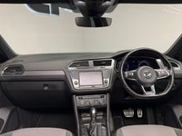 USED 2017 17 VOLKSWAGEN TIGUAN 2.0 TDI BlueMotion Tech R-Line SUV 5dr Diesel DSG 4Motion Euro 6 (s/s) (190 ps) PAN ROOF|DIGI DASH|HEATED SEATS