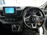 USED 2023 23 RENAULT TRAFIC LL30 2.0 BLUEDCI 150 BHP LONG SPORT CREWCAB 6 SEATER 6 SEATER | 150 BHP | SAT NAV