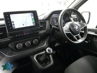 USED 2023 23 RENAULT TRAFIC LL30 2.0 BLUEDCI 150 BHP LONG SPORT CREWCAB 6 SEATER 6 SEATER | 150 BHP | SAT NAV