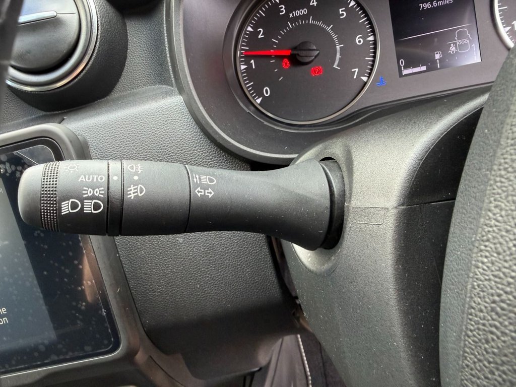 USED 2023 72 DACIA DUSTER 1.0 TCe Comfort SUV 5dr Bi Fuel Manual Euro 6 (s/s) (100 ps) 