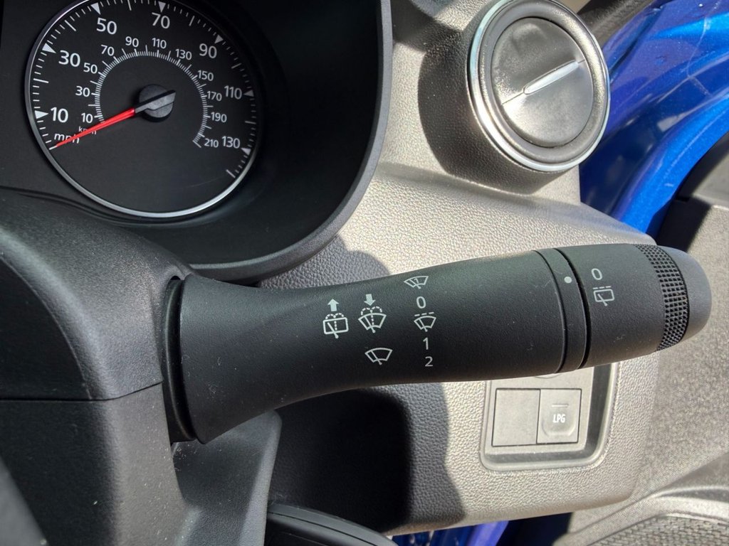 USED 2023 72 DACIA DUSTER 1.0 TCe Comfort SUV 5dr Bi Fuel Manual Euro 6 (s/s) (100 ps) 