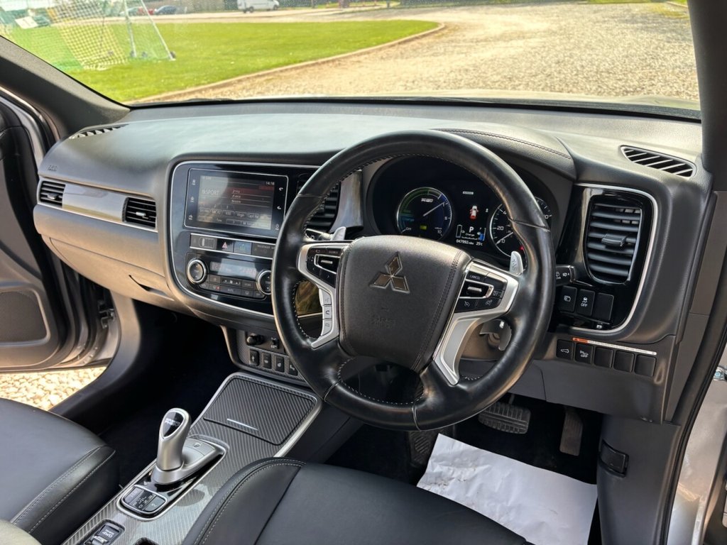 USED 2019 19 MITSUBISHI OUTLANDER 2.4h TwinMotor 13.8kWh 4h SUV 5dr Petrol Plug-in Hybrid CVT 4WD Euro 6 (s/s) (209 ps) &pound;ZERO DEPOSIT FINANCE