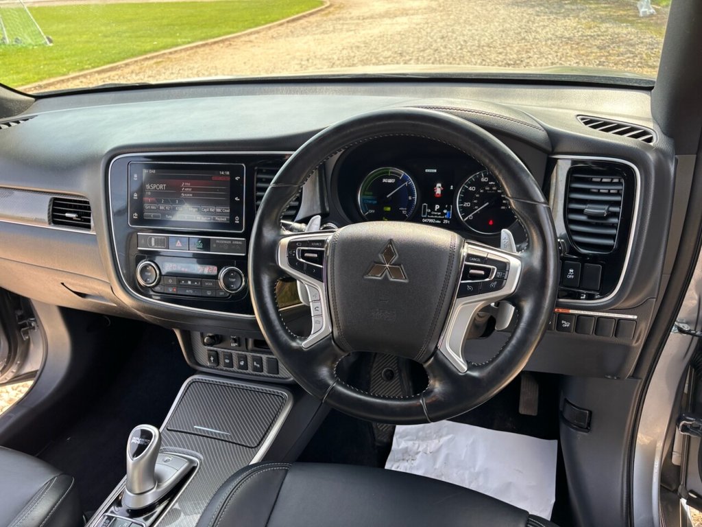 USED 2019 19 MITSUBISHI OUTLANDER 2.4h TwinMotor 13.8kWh 4h SUV 5dr Petrol Plug-in Hybrid CVT 4WD Euro 6 (s/s) (209 ps) &pound;ZERO DEPOSIT FINANCE