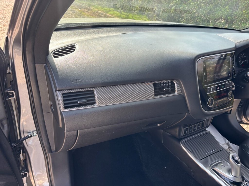 USED 2019 19 MITSUBISHI OUTLANDER 2.4h TwinMotor 13.8kWh 4h SUV 5dr Petrol Plug-in Hybrid CVT 4WD Euro 6 (s/s) (209 ps) &pound;ZERO DEPOSIT FINANCE