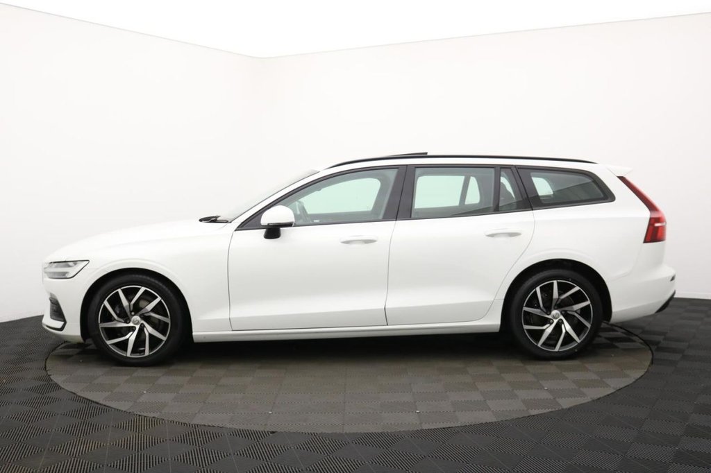 USED 2020 20 VOLVO V60 2.0 D3 Momentum Plus Estate 5dr Diesel Auto Euro 6 (s/s) (150 ps) Sat Nav, Heated Screen,Sensors
