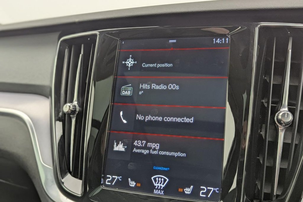 USED 2020 20 VOLVO V60 2.0 D3 Momentum Plus Estate 5dr Diesel Auto Euro 6 (s/s) (150 ps) Sat Nav, Heated Screen,Sensors