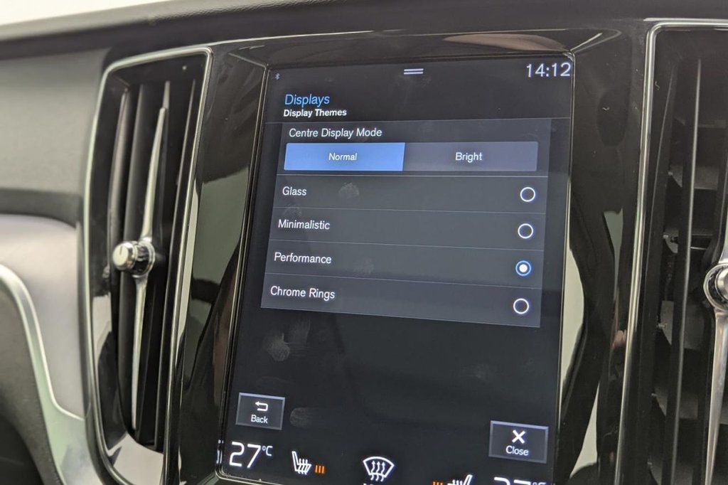 USED 2020 20 VOLVO V60 2.0 D3 Momentum Plus Estate 5dr Diesel Auto Euro 6 (s/s) (150 ps) Sat Nav, Heated Screen,Sensors