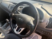 USED 2015 15 KIA SPORTAGE 2.0 CRDi KX-2 SUV 5dr Diesel Auto AWD Euro 5 (134 bhp) AUTOMATIC! PAN ROOF. AWD