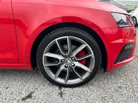 USED 2017 67 SKODA OCTAVIA 2.0 TDI vRS Hatchback 5dr Diesel DSG Euro 6 (s/s) (184 ps) AUTO 12 MONTH MOT & ENGINE SERVICE