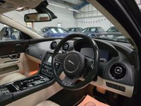 USED 2017 17 JAGUAR XJ 3.0d V6 Portfolio Auto Euro 6 (s/s) 4dr Panoramic Sunroof - .ULEZ