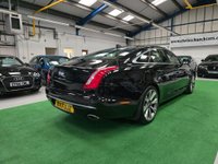 USED 2017 17 JAGUAR XJ 3.0d V6 Portfolio Auto Euro 6 (s/s) 4dr Panoramic Sunroof - .ULEZ