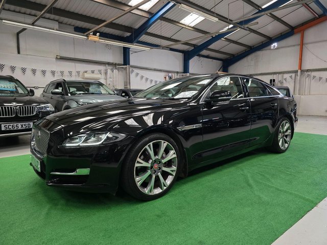 View our JAGUAR XJ