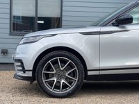 USED 2022 22 LAND ROVER RANGE ROVER VELAR 2.0 P400e 17.1kWh R-Dynamic SE SUV 5dr Petrol Plug-in Hybrid Auto 4WD Euro 6 (s/s) (404 ps) REAR CAMERA, HEATED LEATHER SEATS