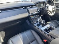 USED 2022 22 LAND ROVER RANGE ROVER VELAR 2.0 P400e 17.1kWh R-Dynamic SE SUV 5dr Petrol Plug-in Hybrid Auto 4WD Euro 6 (s/s) (404 ps) REAR CAMERA, HEATED LEATHER SEATS