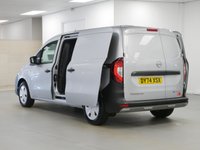 USED 2024 74 NISSAN TOWNSTAR 90 KWH 45 KWH L2 LONG ACENTA  AUTO ELECTRIC 6 DOOR AUTOMATIC | CARPLAY | LONG WHEELBASE