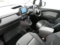 USED 2024 74 NISSAN TOWNSTAR 90 KWH 45 KWH L2 LONG ACENTA  AUTO ELECTRIC 6 DOOR AUTOMATIC | CARPLAY | LONG WHEELBASE