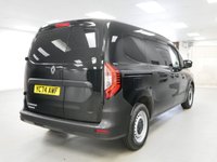 USED 2024 74 RENAULT KANGOO MAXI LL21 E-TECH 45KWH 120 BHP LONG ADVANCE AUTOMATIC  AUTO | AIR CON | 6 DOOR | CARPLAY | 3 SEATS