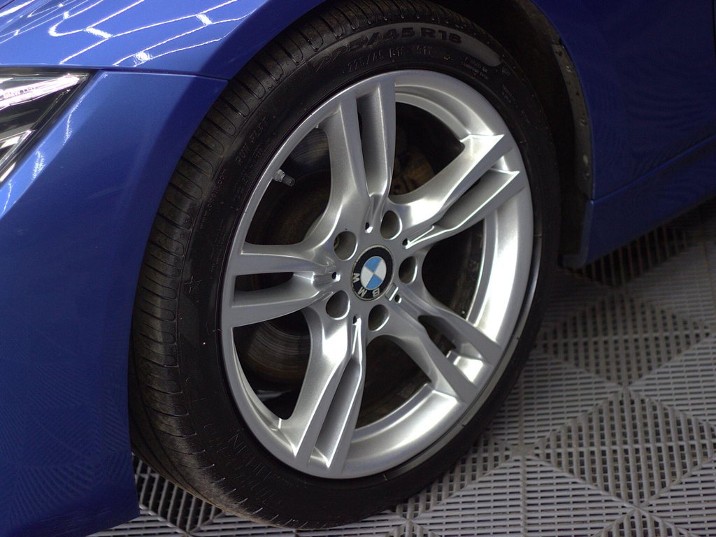 USED 2016 66 BMW 3 SERIES 3.0 330d M Sport Touring 5dr Diesel Auto Euro 6 (s/s) (258 ps) Fantastic Value