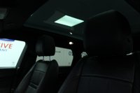 USED 2021 21 LAND ROVER RANGE ROVER EVOQUE 2.0 P200 MHEV R-Dynamic SE SUV 5dr Petrol Auto 4WD Euro 6 (s/s) (200 ps) 20 BLACK ALLOYS - PANORAMIC ROOF