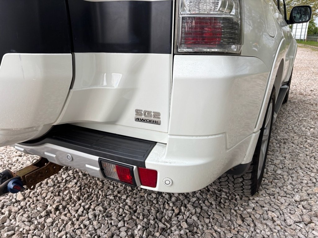 USED 2014 64 MITSUBISHI SHOGUN 3.2 DI-DC SG2 4work SUV 5dr Diesel Manual 4WD L3 (213 g/km, 197 bhp) ZERO DEPOSIT FINANCE
