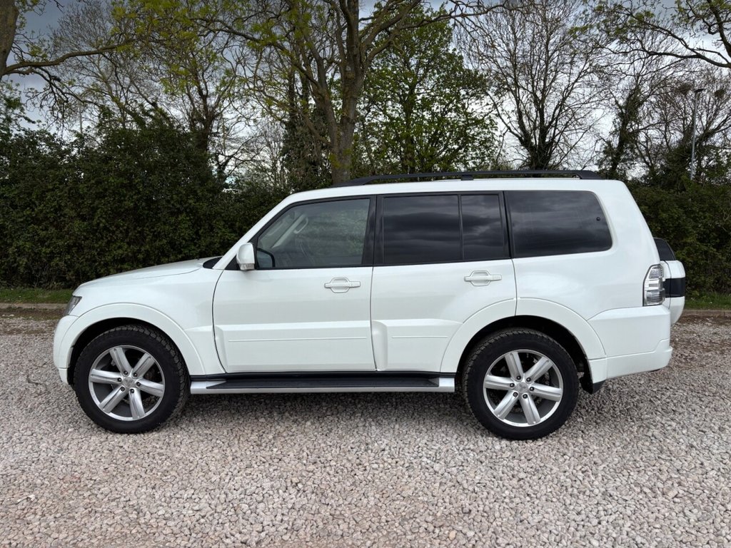 USED 2014 64 MITSUBISHI SHOGUN 3.2 DI-DC SG2 4work SUV 5dr Diesel Manual 4WD L3 (213 g/km, 197 bhp) ZERO DEPOSIT FINANCE