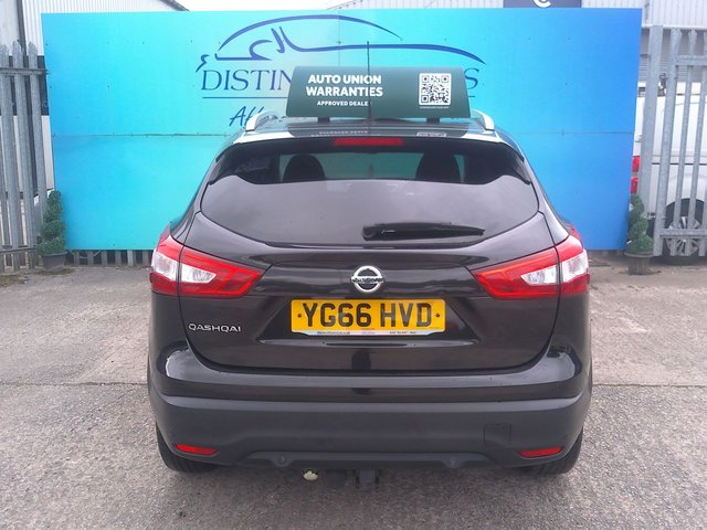 View our NISSAN QASHQAI