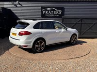 USED 2012 62 PORSCHE CAYENNE 3.0 TD V6 SUV 5dr Diesel Tiptronic 4WD Euro 5 (s/s) (240 ps) 